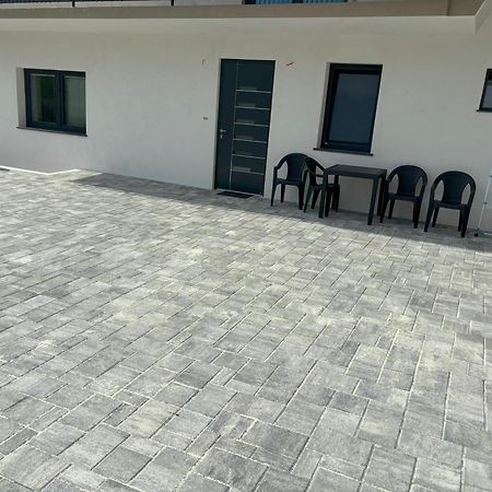 Livan Apartment Tolmin Buitenkant foto